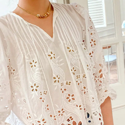 Oliver - Ajaton Kirjailtu Pitsi-Pusero